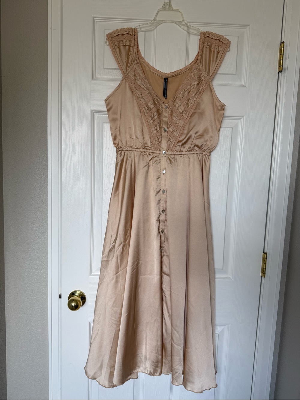 NWT Anthropologie Soft Neutral Pink Button-Front Midi Dress Lace Detail - M - Picture 5 of 8